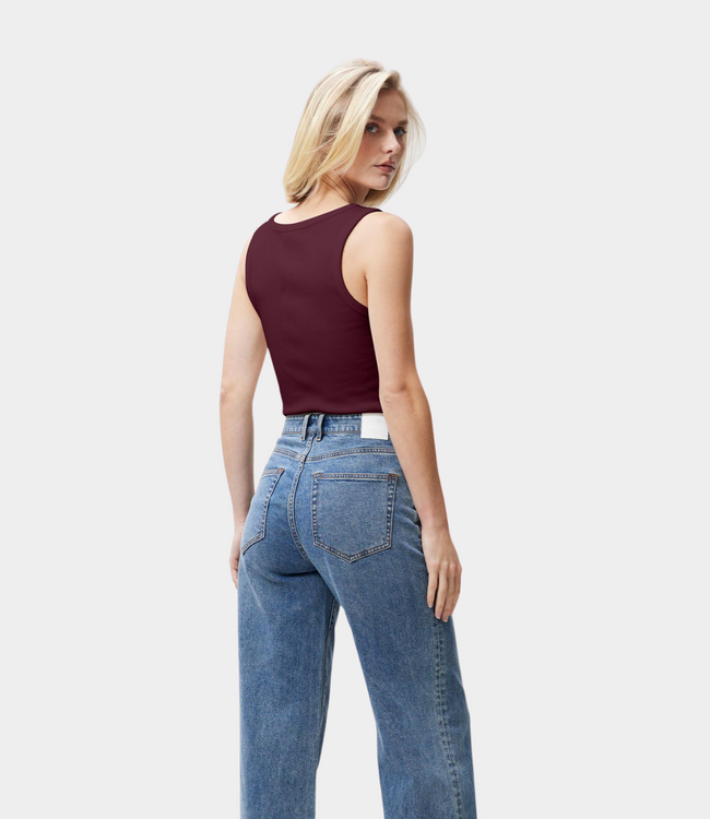 Catwalk Junkie Classic rib singlet winetasting