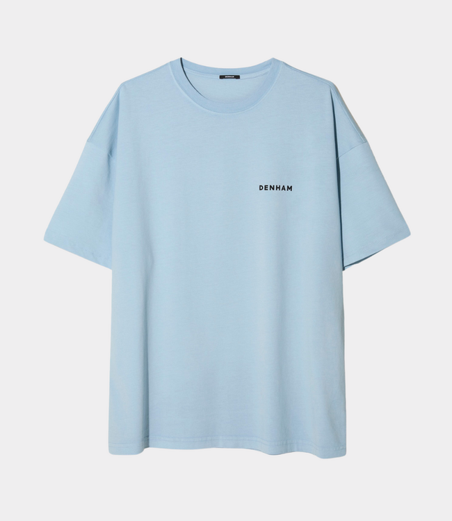 Denham Flowy graphic tee lwj blue fog – comfortabel heren T-shirt met graphic design en moderne streetwear uitstraling