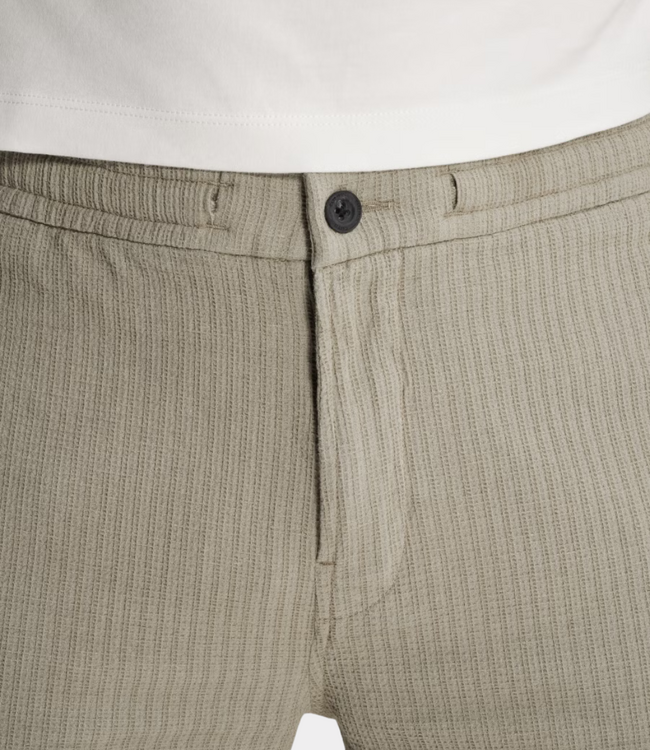 Cast Iron Chino short structure vetiver