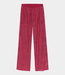 Catwalk Junkie Pull on lace trousers cranberry juice – elegante dames broek met verfijnde lace details en comfortabele relaxed fit