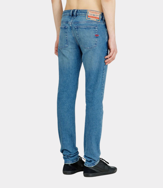 Diesel 1979 sleenker jeans 0bebi