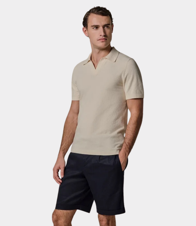 Profuomo Polo open collar ss off white – stijlvolle heren polo met open kraag en moderne comfortabele pasvorm