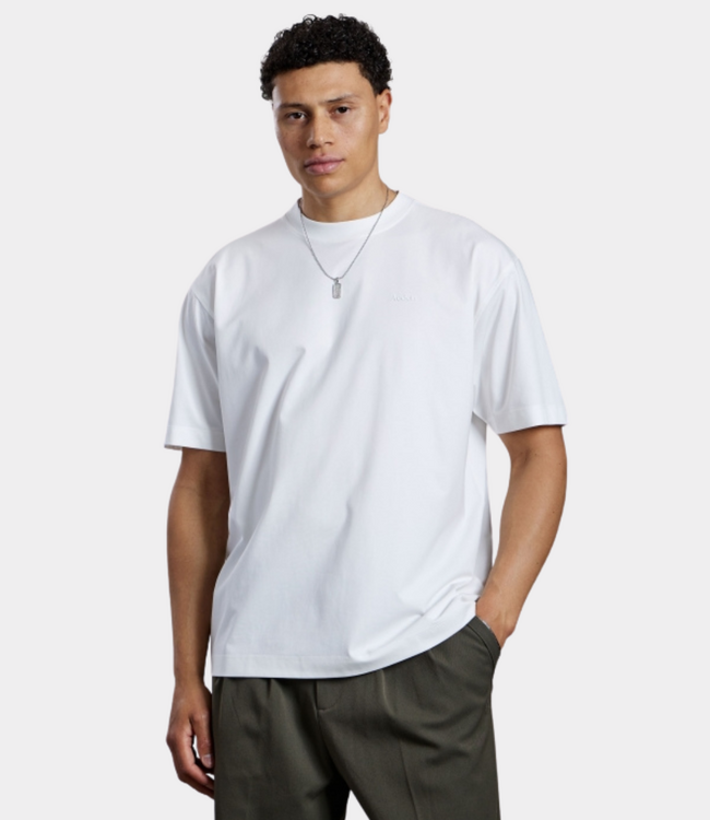 Aeden Luceris Tee off white