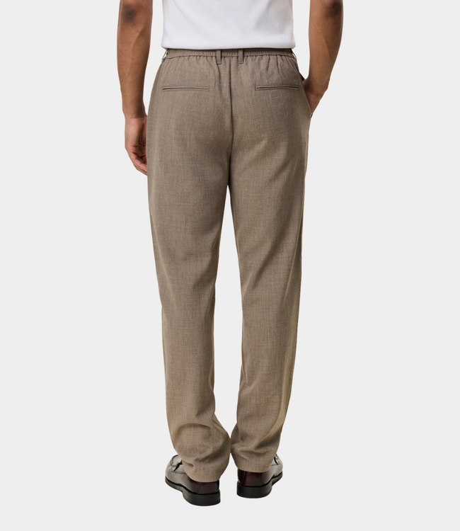 Les Deux Les Deux como tapered suit pants dark sand melange 1002232-825