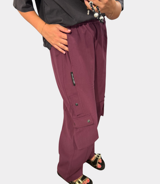 Alix the Label Cargo pant aubergine