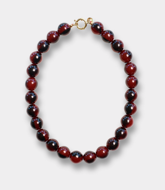 Bonnie Studios Wilma burgundy marble necklace