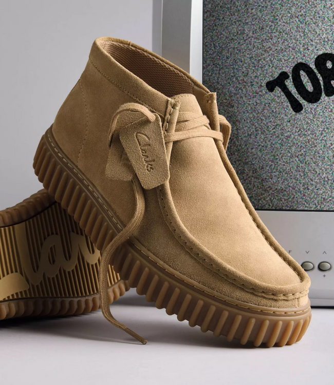 Clarks Torhill hi shoe dark sand suede