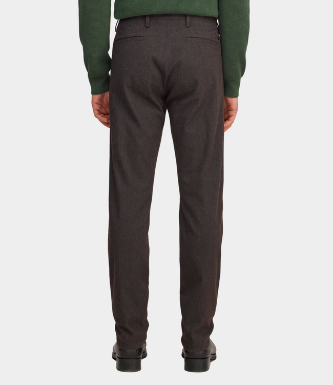NN.07 theo chino deep truffle