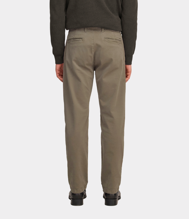 NN.07 aden chino mable husk