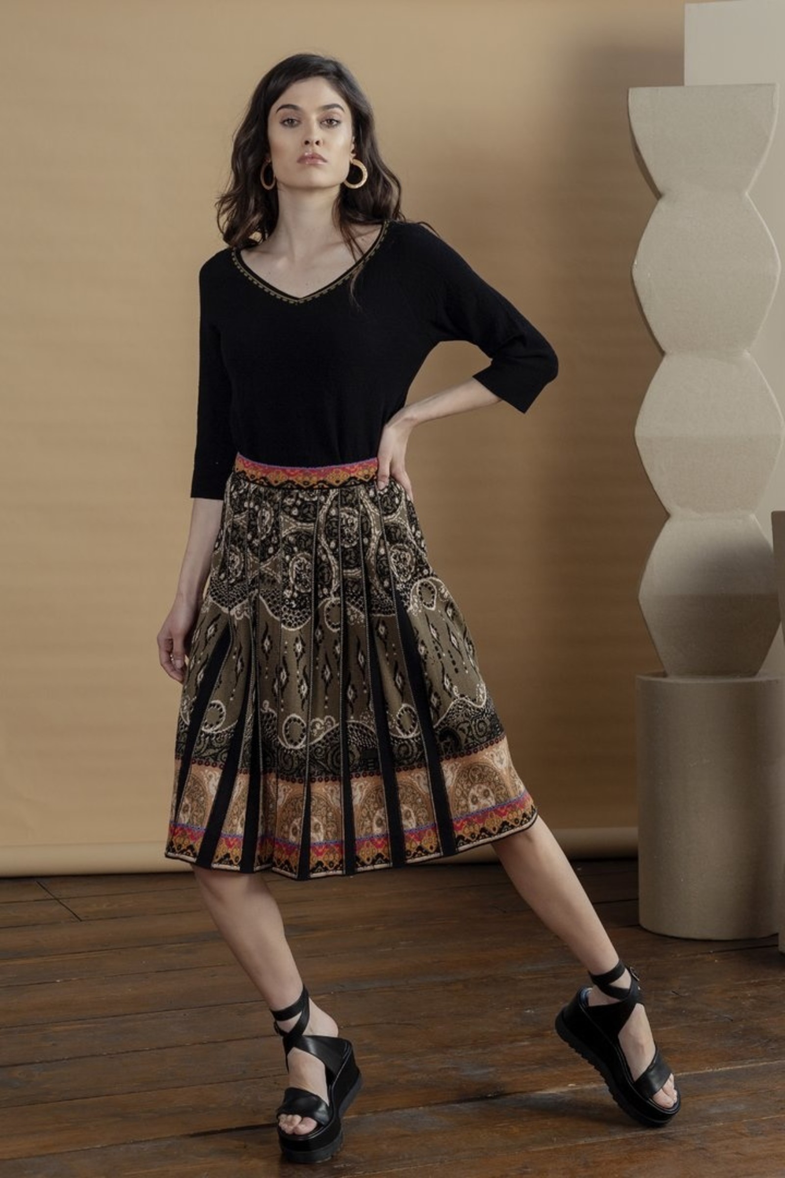 IVKO  Woman IVKO Outlet - Pleat Skirt Jacquard Pattern Black