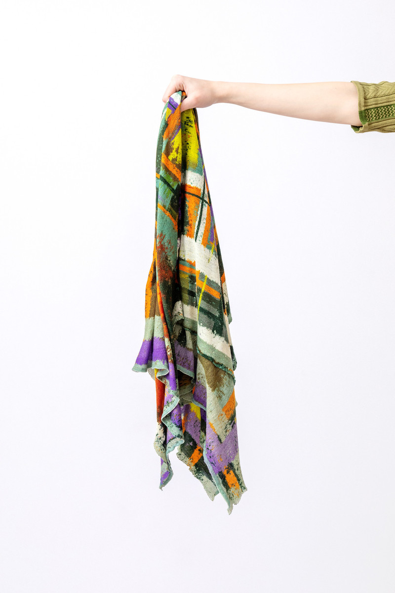 IVKO - Printed Shawl Tartan Motif Pastel Green