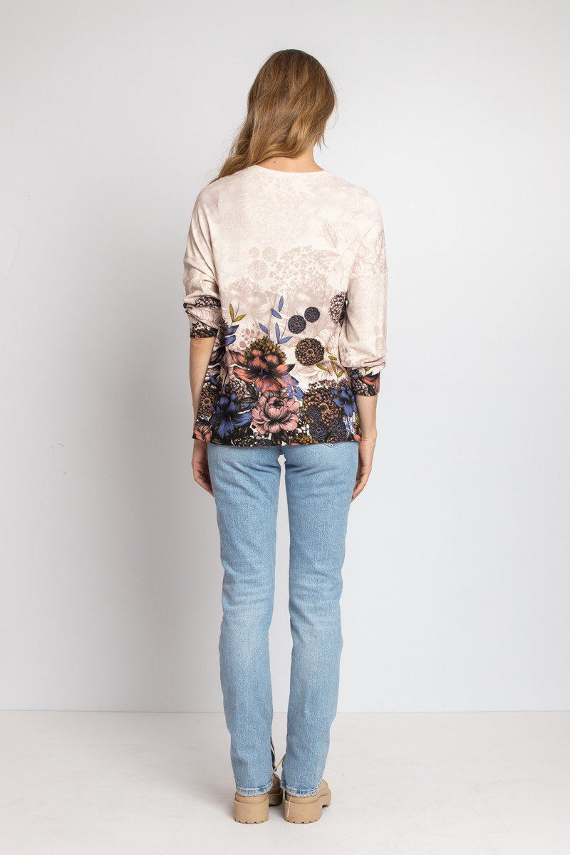 IVKO - Jacquard Pullover Floral Pattern Off-White