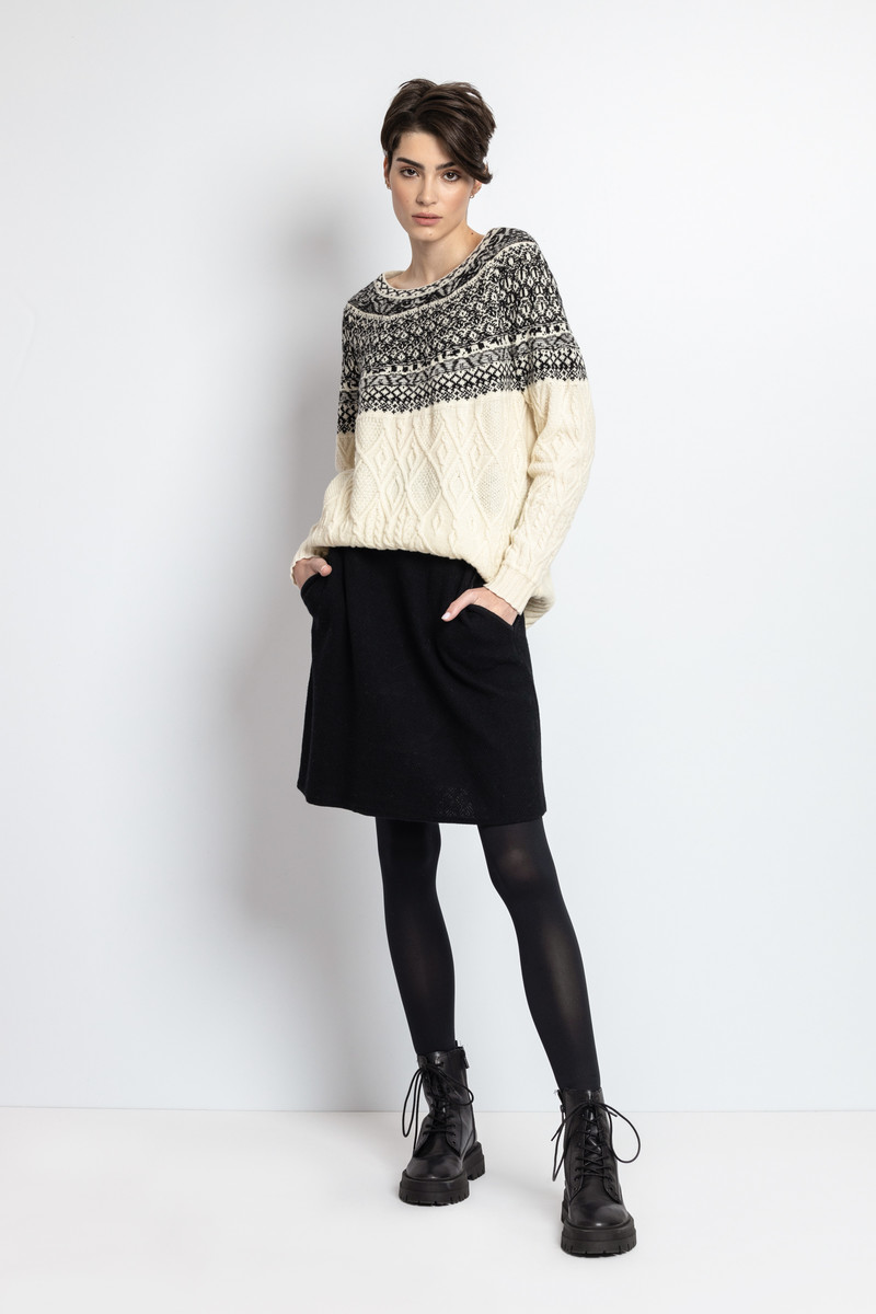 IVKO - O-Neck Pullover Artistic Pattern Off-White