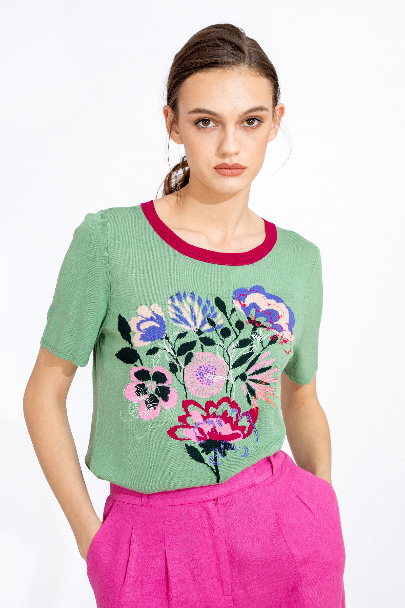 IVKO  Woman IVKO - Intarsia Pullover with Floral Embroidery Pastel Green