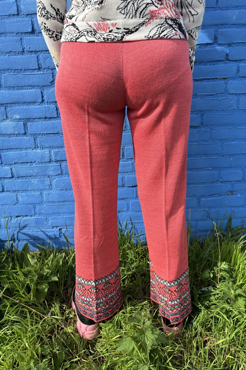 IVKO - Knitted Pants Papyrus Motif Red