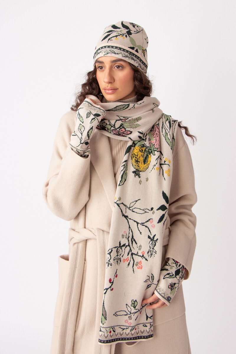 IVKO - Scarf Floral Pattern Off-White