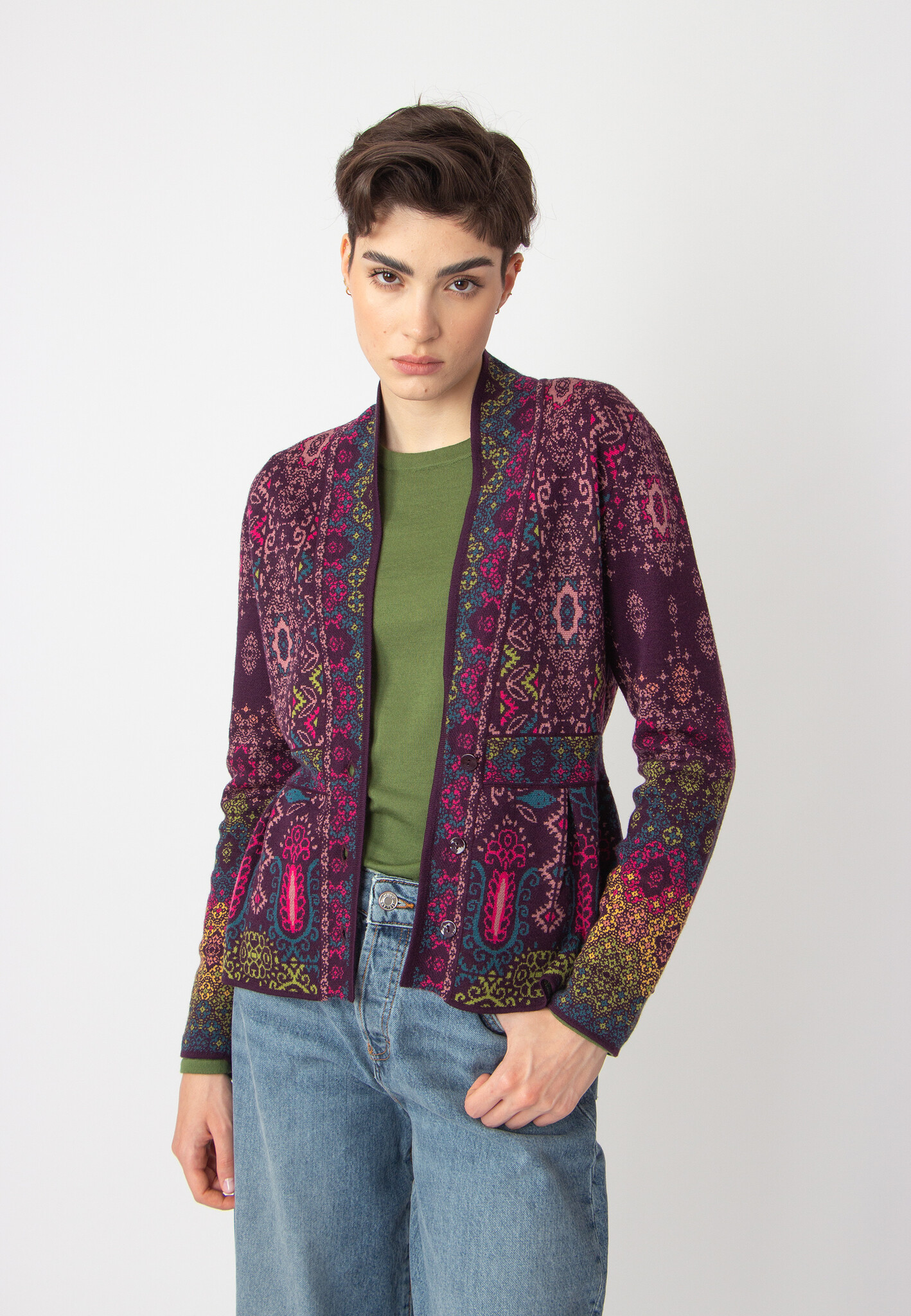 IVKO Wool Cardigan! - 13 doors