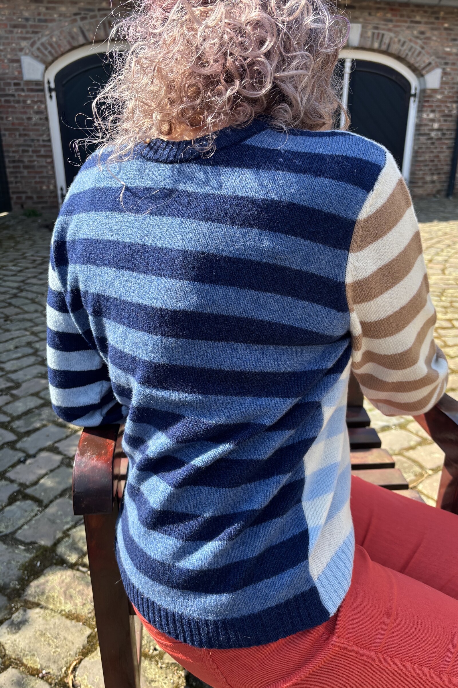 Eribé Eribé - Stobo Stripe Sweater Navy Reflections