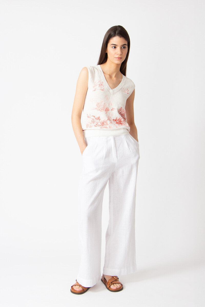 IVKO - Sleeveless Pullover with Embroidery Garden Nostalgic Pattern Coral