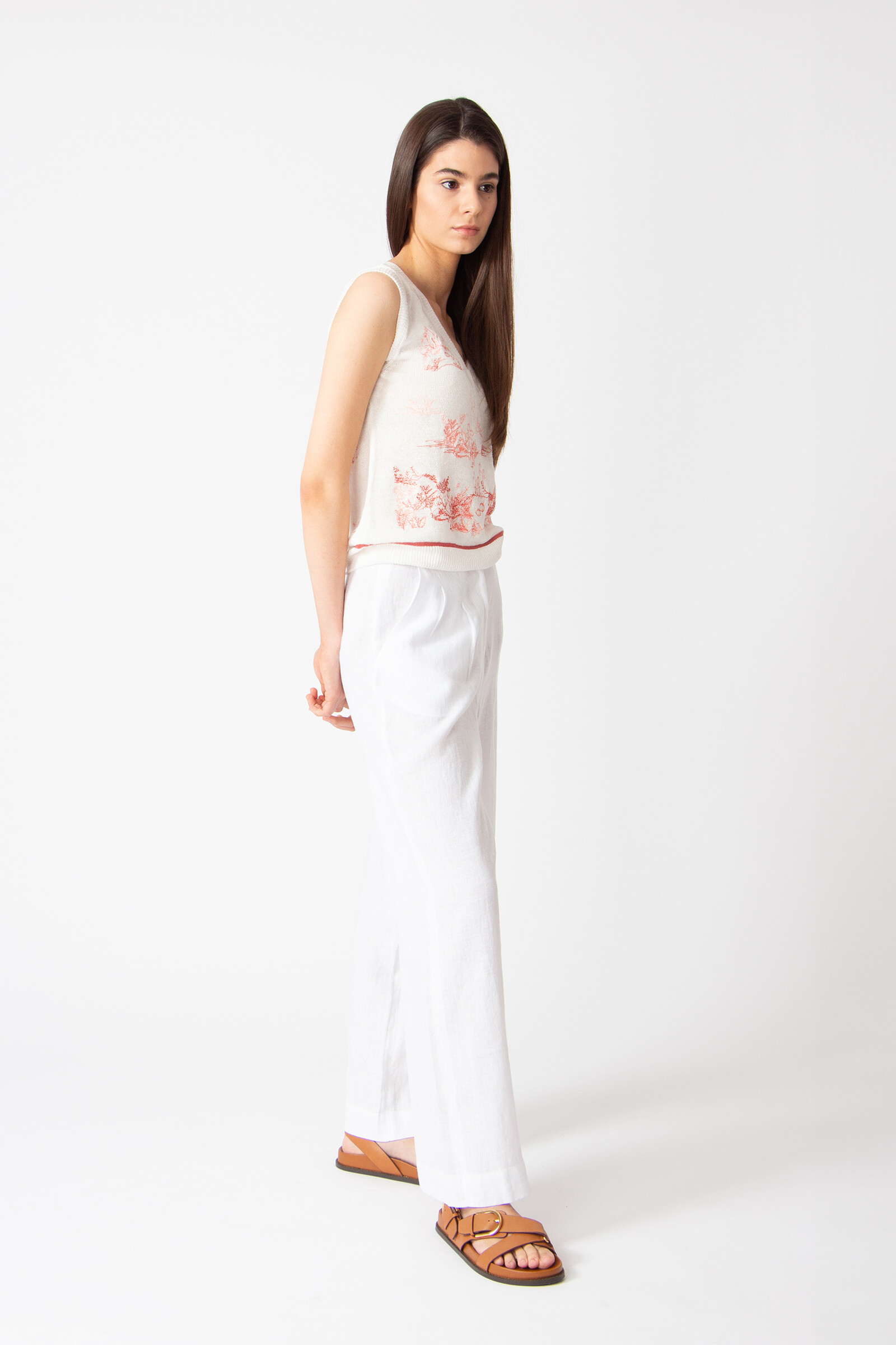 IVKO  Woman IVKO - Sleeveless Pullover with Embroidery Garden Nostalgic Pattern Coral