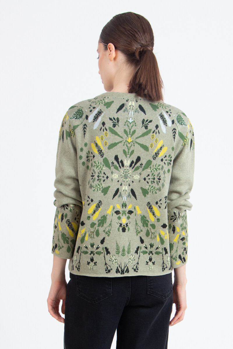 IVKO - O-Neck Cardigan Plantopia Pattern Salvia | Damen Cardigan Salbeigrün Baumwolle