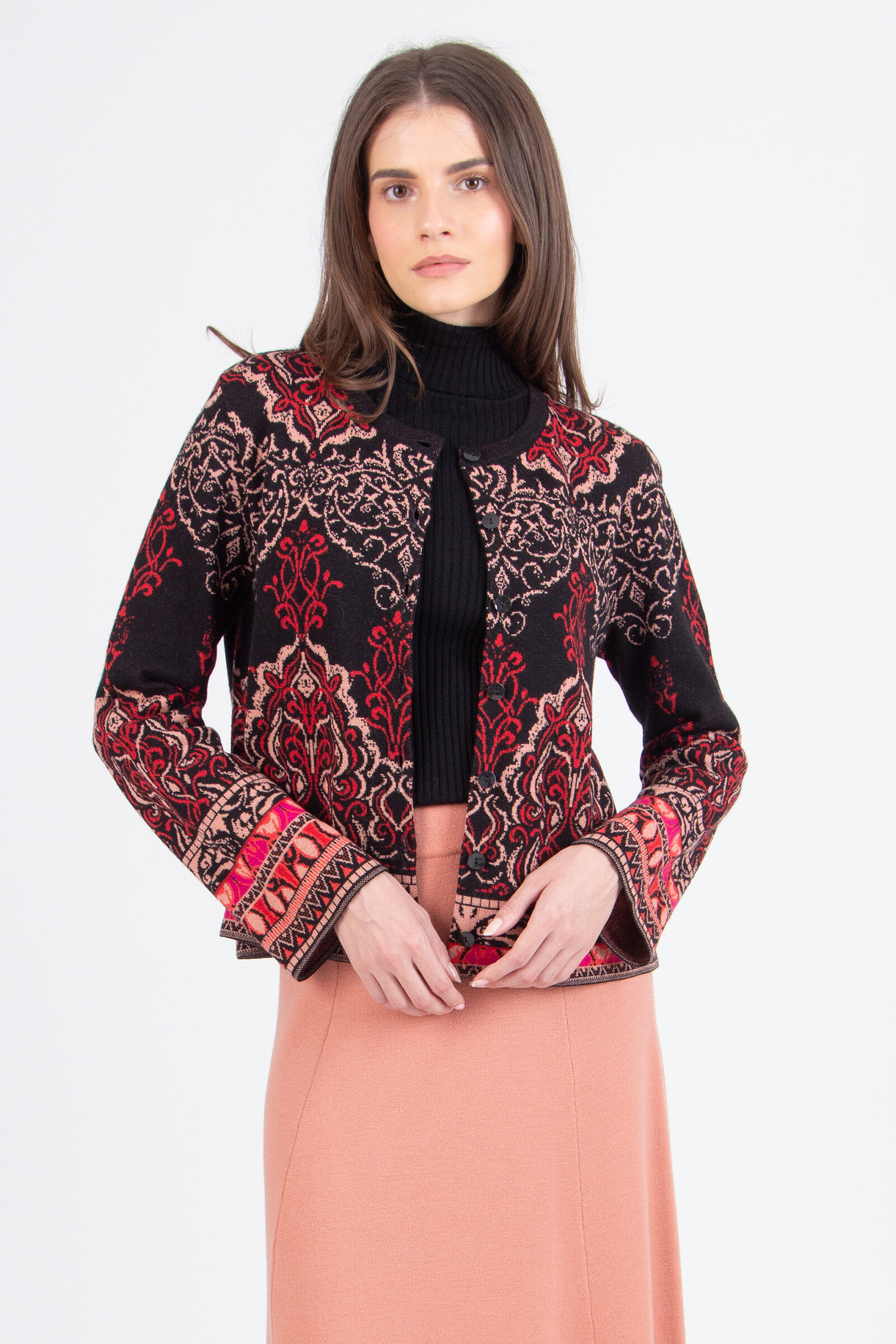 IVKO  Woman IVKO - Cardigan Ornament Pattern Chocolate Black | Spectaculair IVKO Vest van Wol met Koninklijke Ornamentpatronen