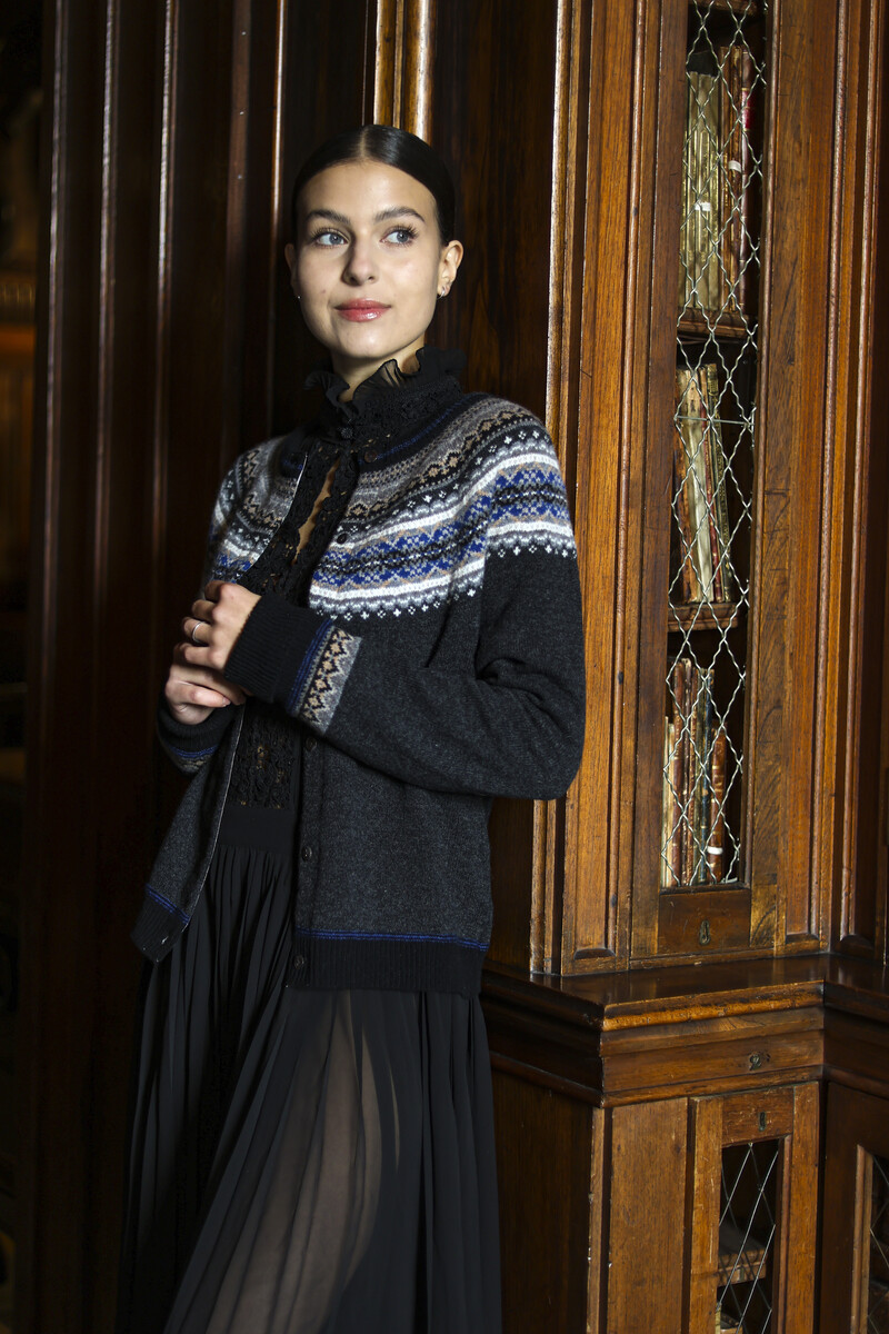 Eribé Alpine Short Cardigan Pegasus | Graue Damenstrickjacke 100% Merinowolle