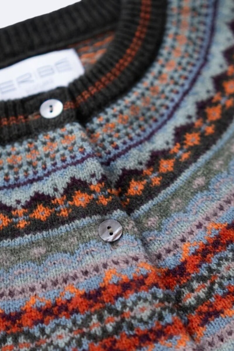 Eribé Alpine Short Cardigan Braemar | Grüne Damenstrickjacke 100% Merinowolle