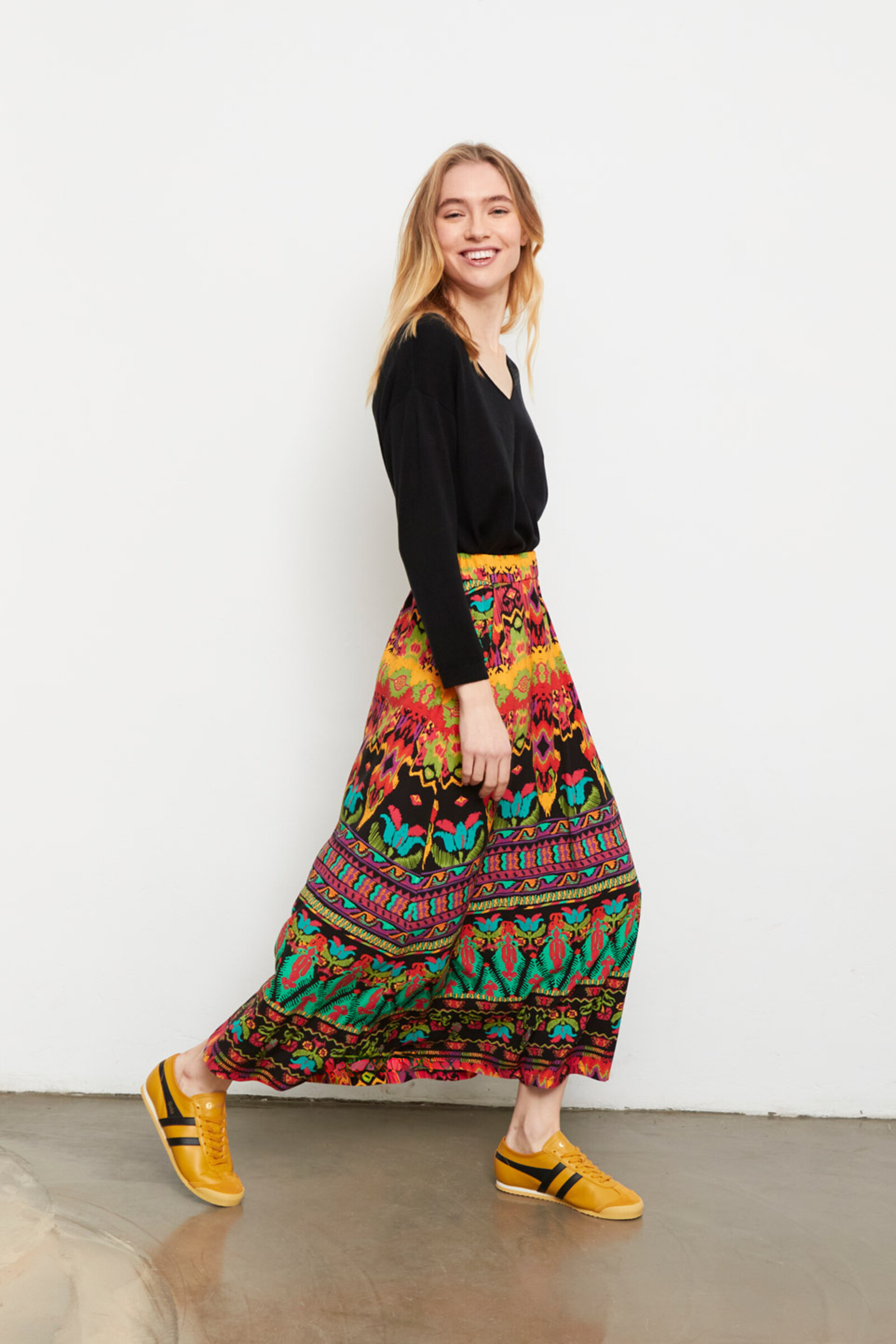Aldo Martins  Cap Juluca A New Story Aldo Martins - Skirt Iris | Spectacular Skirt with Mediterranean Print