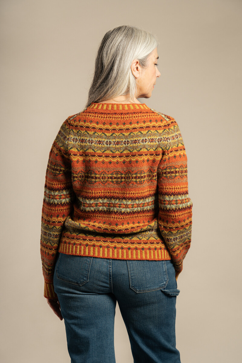 Eribé Westray Cardigan Banff | Orange Cardigan of 100% Shetland Wool