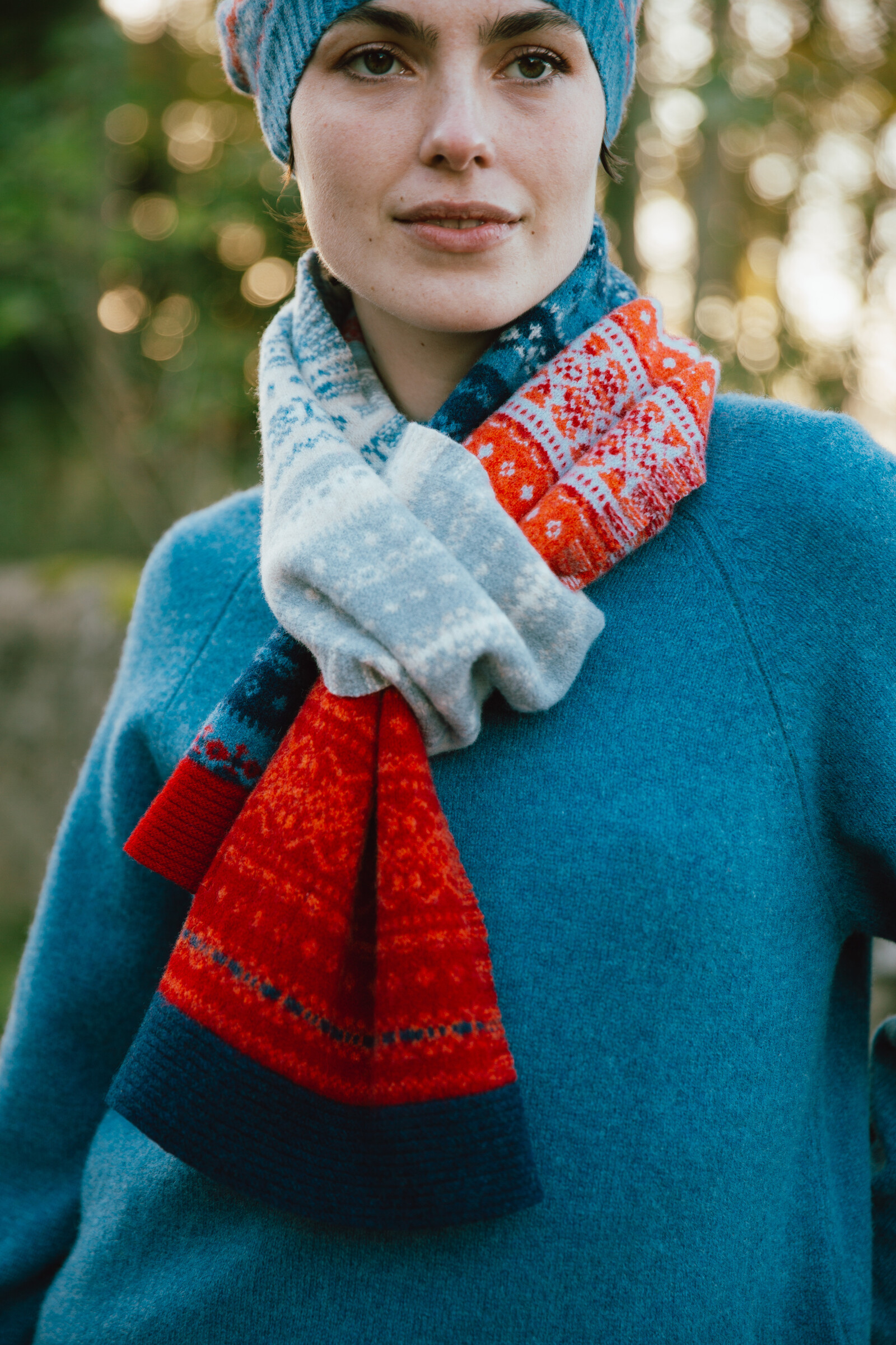 Eribé Eribé Alloa Fairisle Scarf Blue -Bella | Écharpe Colorée en 100% Laine Mérinos