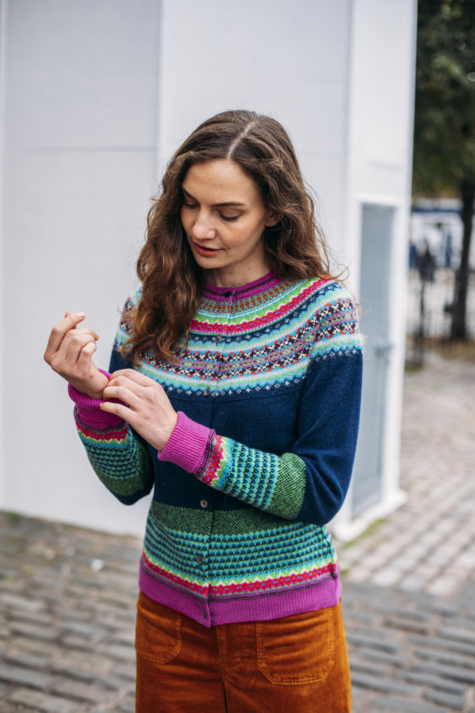 Eribé Eribé Alpine Cardigan Tango | Blaue Strickjacke aus 96% Weicher Merinowolle und 4% Angorawolle