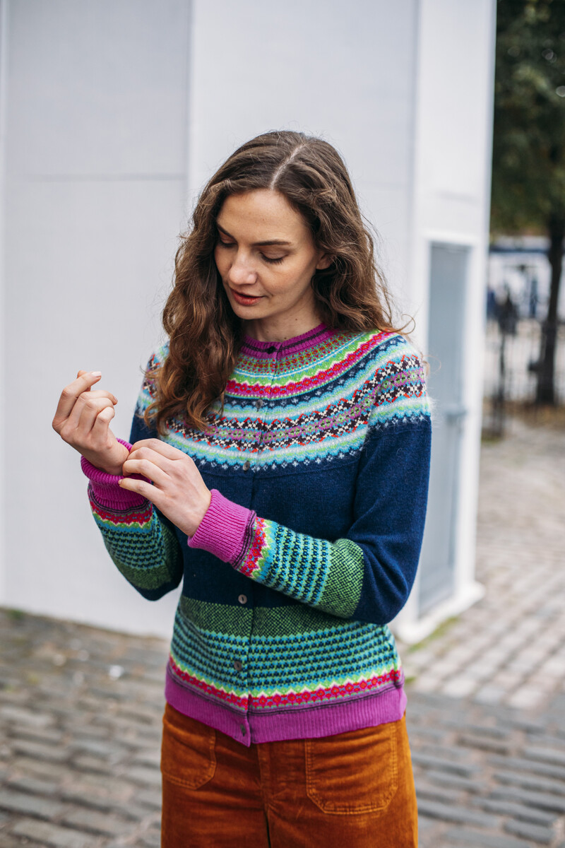 Eribé Alpine Cardigan Tango | Blauw Vest van 96% Zachte Merinowol en 4% Angorawol