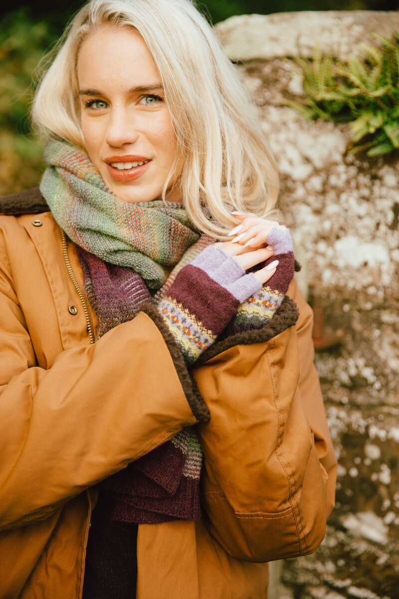 Eribé Treeline Wrap Lingonberry | Écharpe Étincelante en Laine Mérinos & Kid Mohair