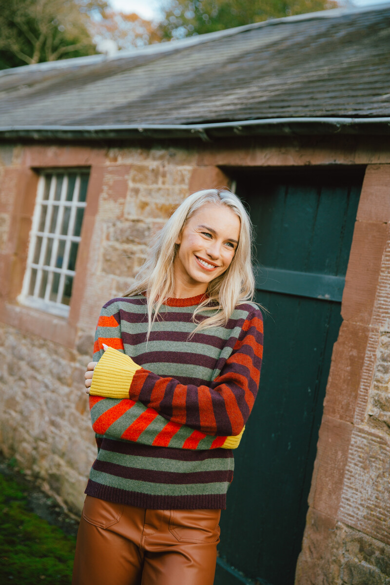 Eribé Stobo Stripe Sweater Harissa | Reversibler Lammwollpullover