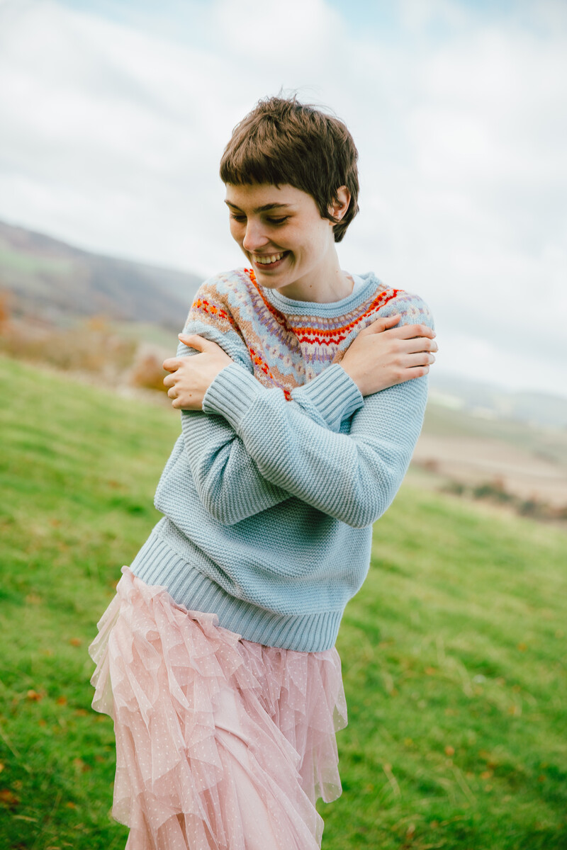 Eribé Stoneybrek Sweater Cornflower | Blauwe Trui met Fairisle Patroon van Merinowol