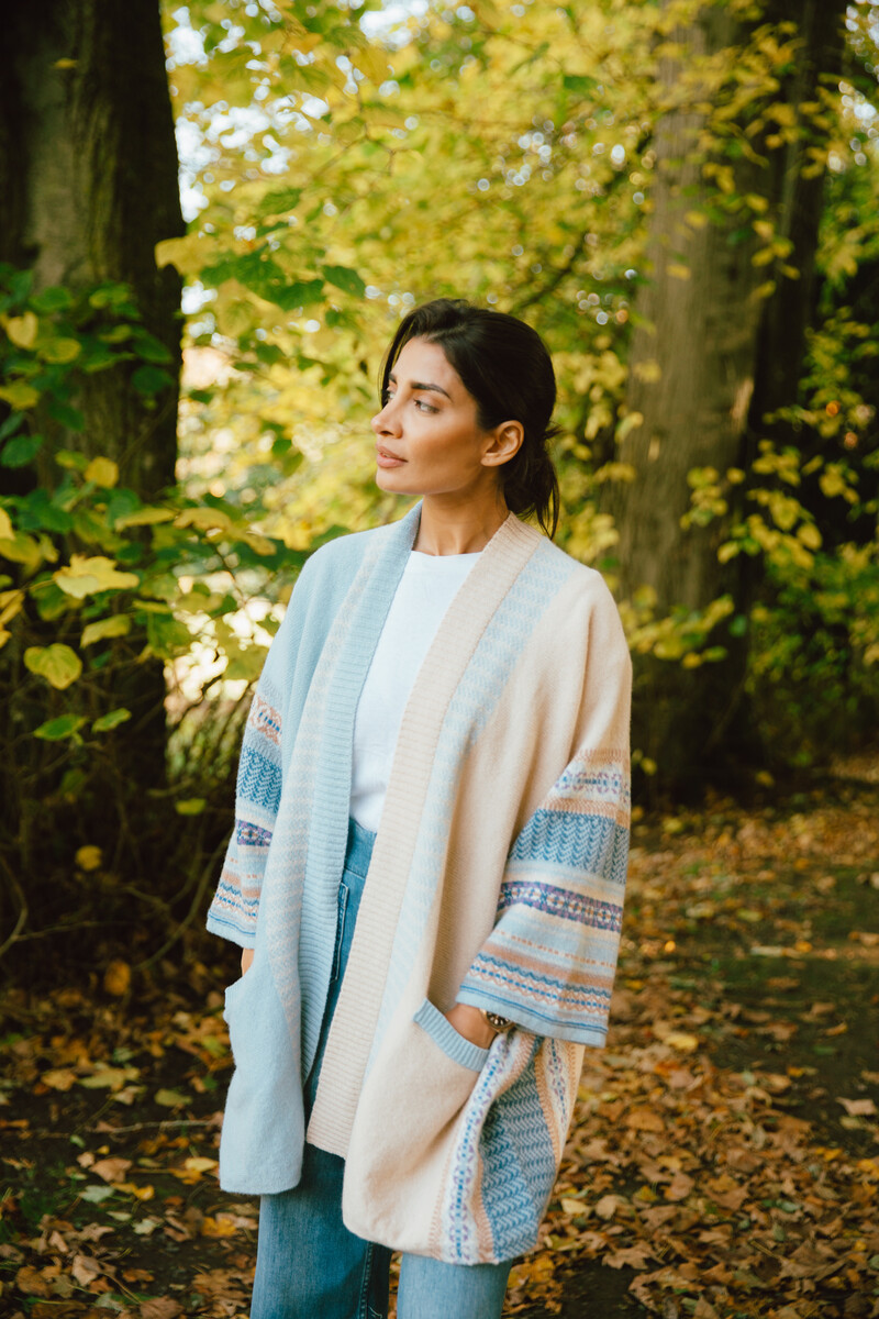 Eribé Montrose Blanket Coat Robyn | Versatile Eribé Cardigan of 100% Merino Wool