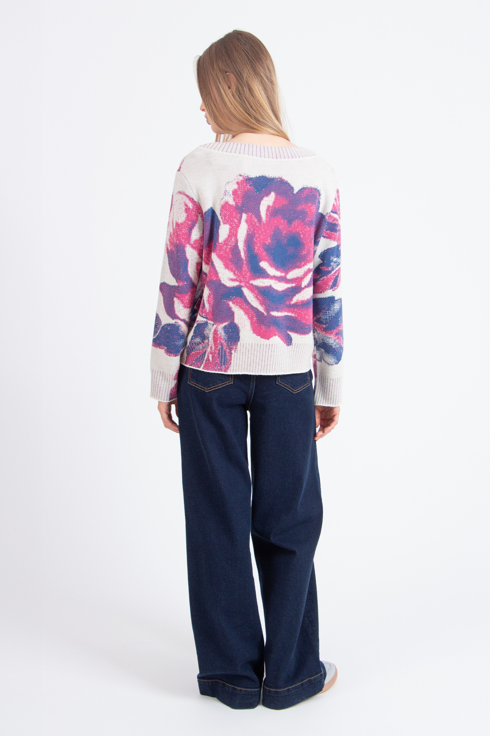 IVKO  Woman IVKO - O-Neck Pullover Furnishing Florals Pattern Off-White | Fascinerende IVKO Trui met Bloemenpatroon