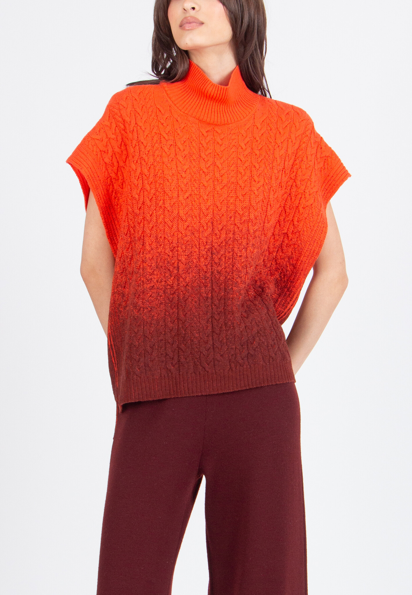 Ivcko Wool IVKO Sleeveless Pullover Cinnabar – Warm Wool Top at 13 doors - 13 doors