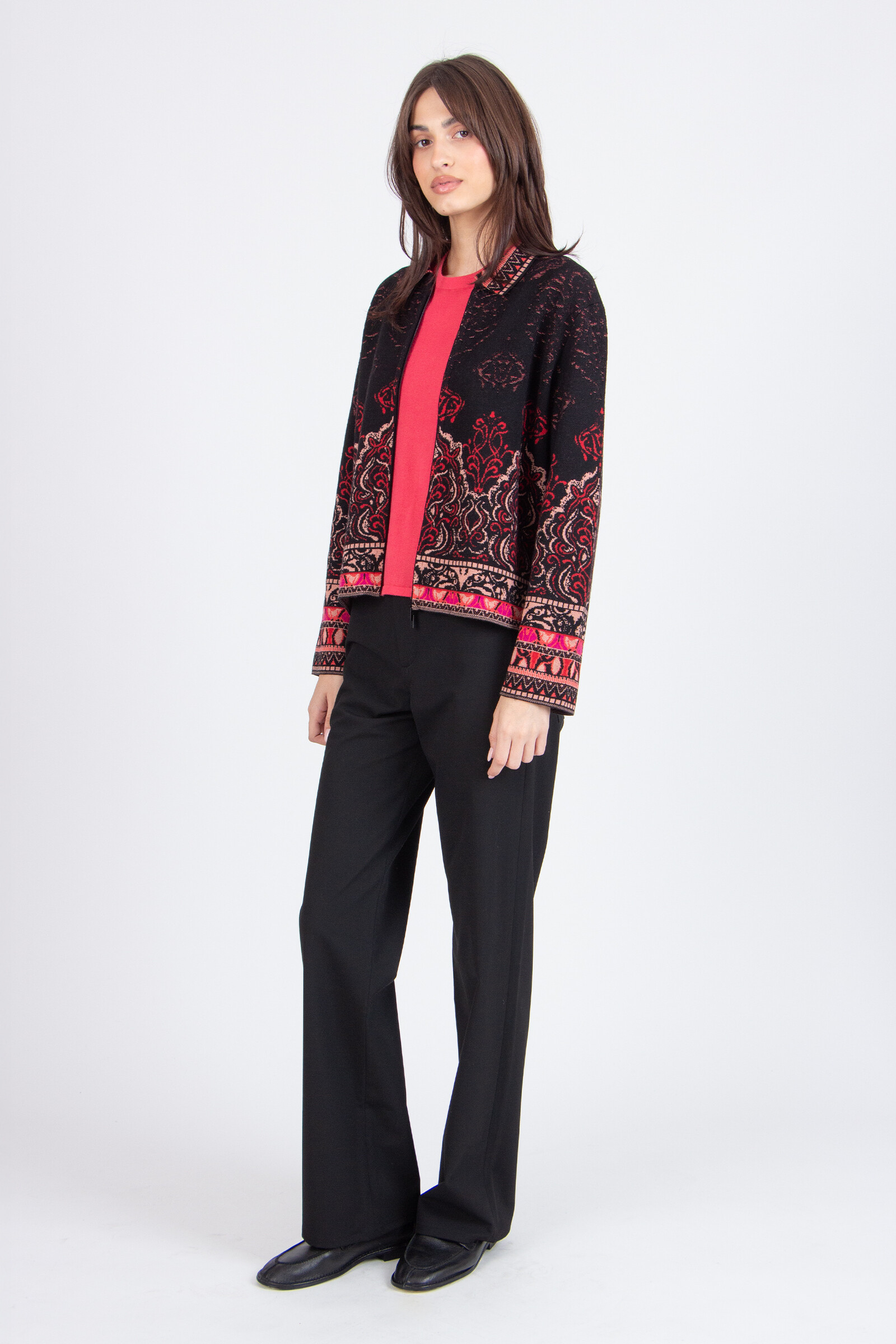 IVKO  Woman IVKO - Jacquard Jacket Ornament Pattern Chocolate Black| Uitzonderlijk Mooi IVKO Jasje van 100% Wol