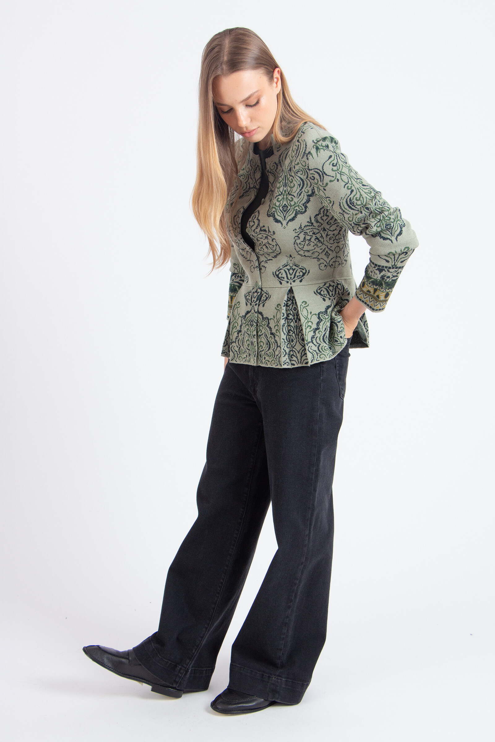 IVKO  Woman IVKO - Jacquard Cardigan Ornament Pattern Salvia | Geraffineerd IVKO Vest van Wol met Ornamentpatroon