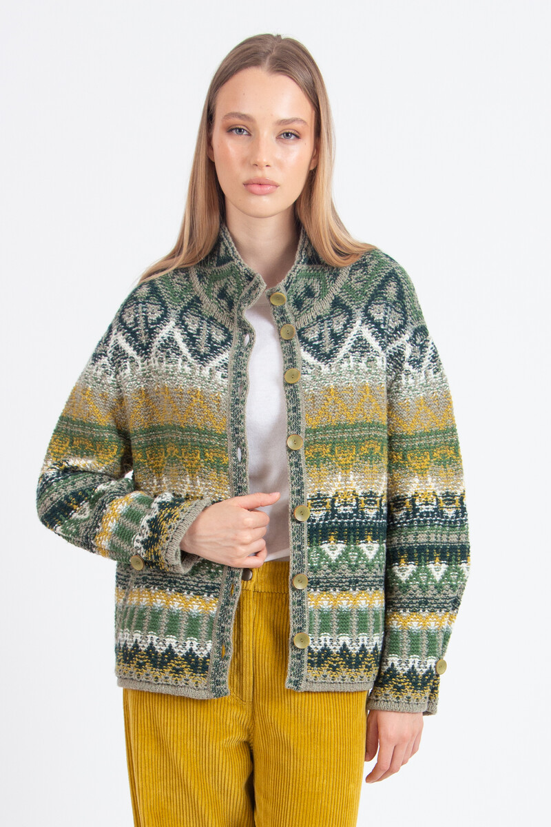 IVKO - Jacquard Roll-Neck Jacket Re-Dandy Pattern Salvia | Zu Tragen als Übergangsjacke und als Strickjacke