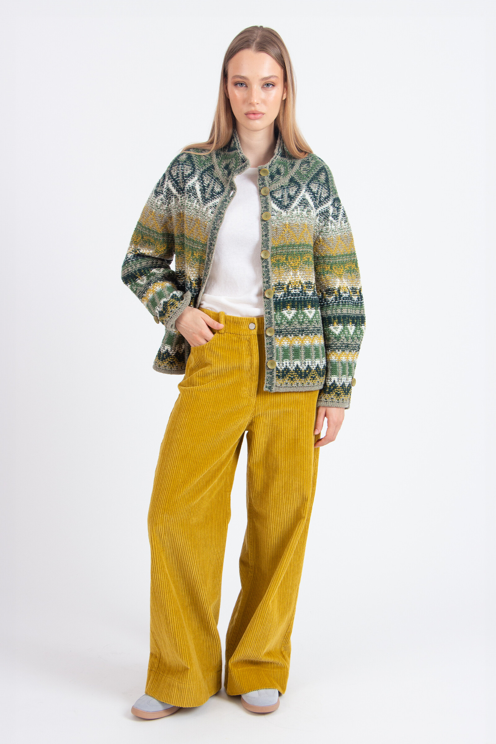 IVKO  Woman IVKO - Jacquard Roll-Neck Jacket Re-Dandy Pattern Salvia | Zu Tragen als Übergangsjacke und als Strickjacke