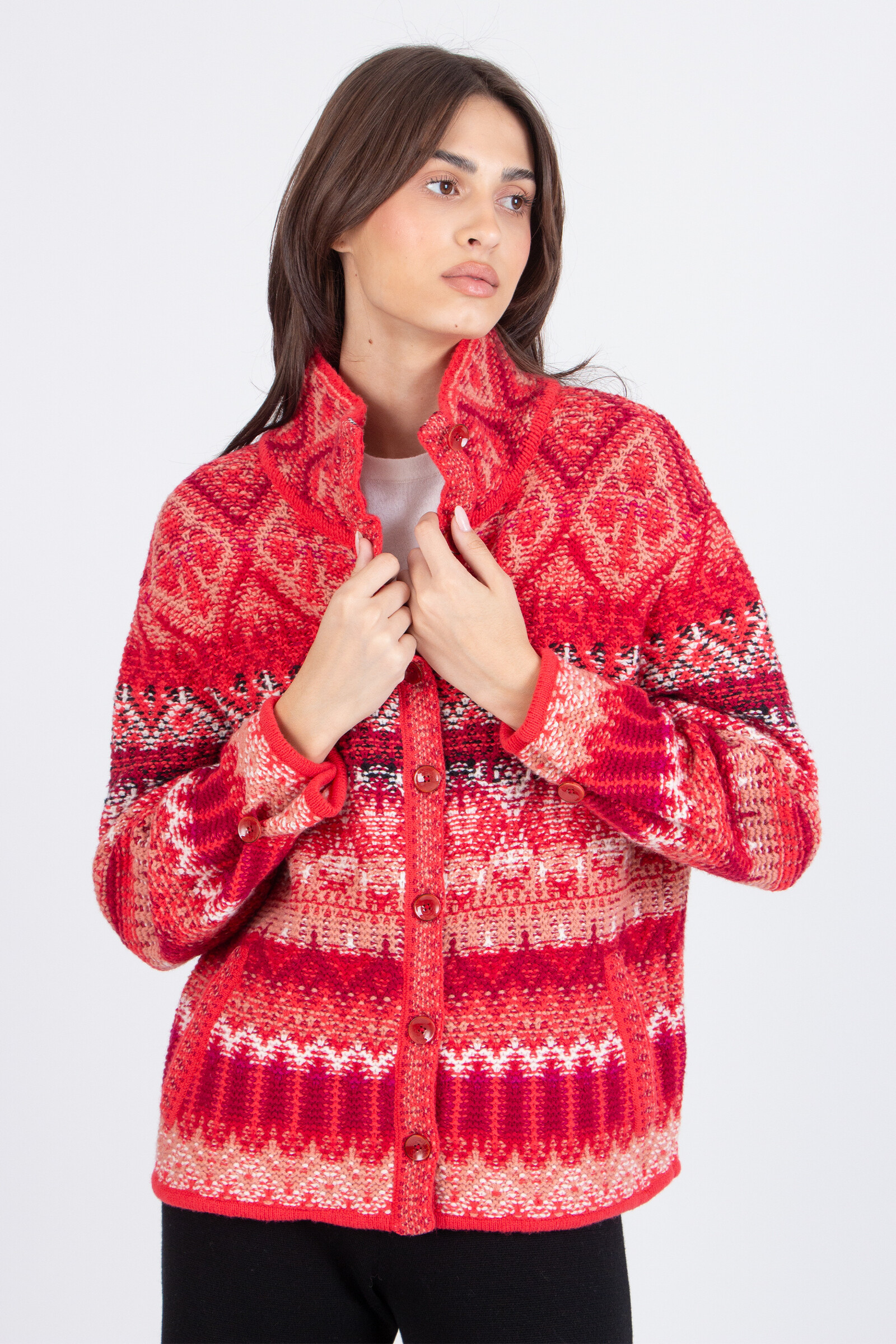 IVKO  Woman IVKO - Jacquard Roll-Neck Jacket Re-Dandy Pattern Coral | Zu Tragen als Übergangsjacke und als Strickjacke