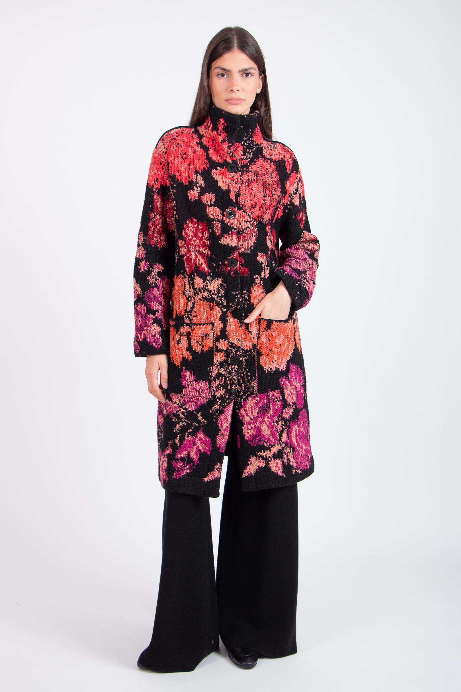 IVKO  Woman IVKO - Coat Furnishing Florals Pattern Chocolate Black | Artistieke IVKO Mantel van Zachte Wolmix met Florale Charme