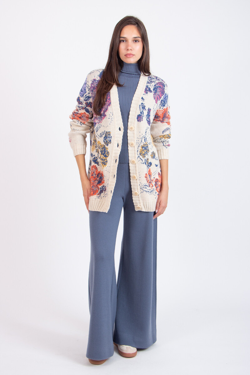 IVKO - Cardigan Furnishing Florals Pattern Off-White | Cream-Colored IVKO Cardigan with Floral Design