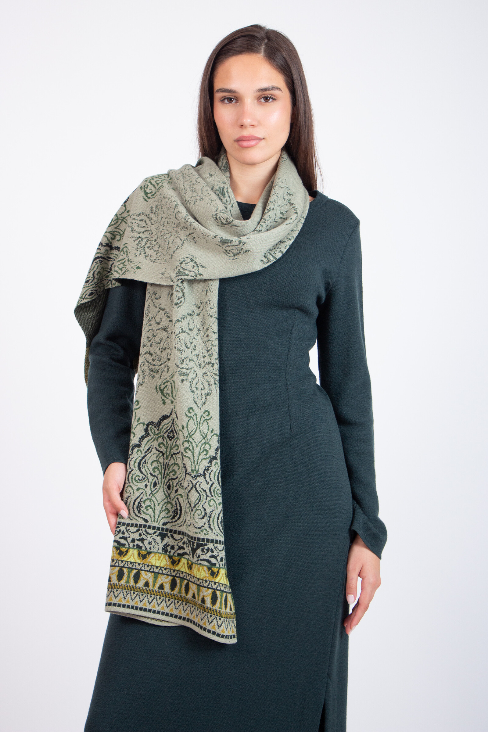IVKO  Woman IVKO - Jacquard Scarf Ornament Pattern Salvia | Salbeigrüner IVKO Schal aus 100% Wolle