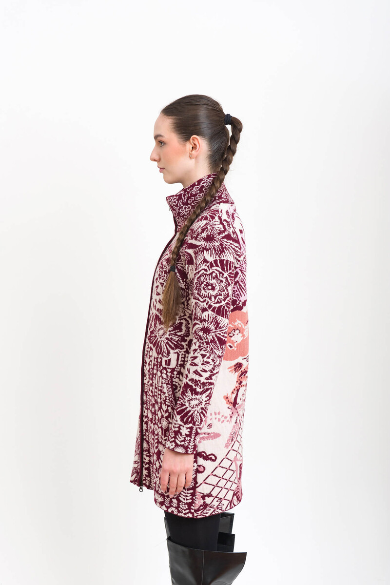 KOOI Knitwear - Cardigan Kimbe Burgundy | Imaginative Zip-Up Cardigan of 80% Lambswool and 20% Polyamide