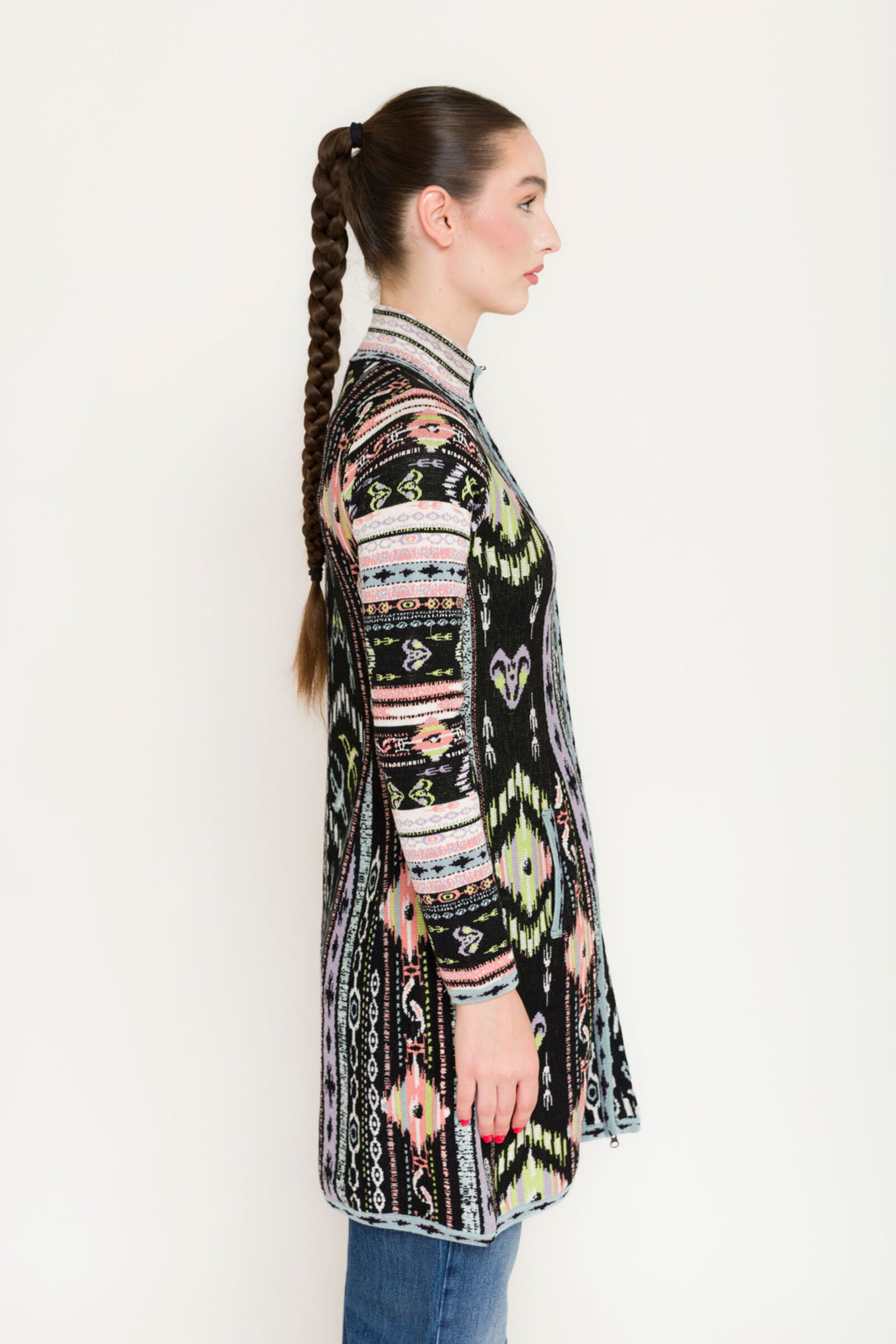 KOOI Knitwear KOOI Knitwear - Cardigan Vina Black | Elegant KOOI Vest van 50% Extrafijne Merinowol en 50% Biologisch Katoen