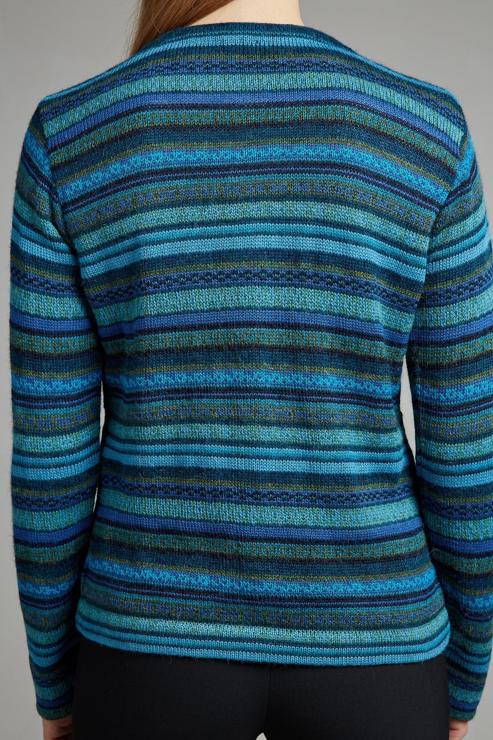 MANUELA BEDFORD MANUELA BEDFORD Rayas Cardigan Turquoise | Blauw Gestreept Vest van 100% Peruaanse Alpacawol